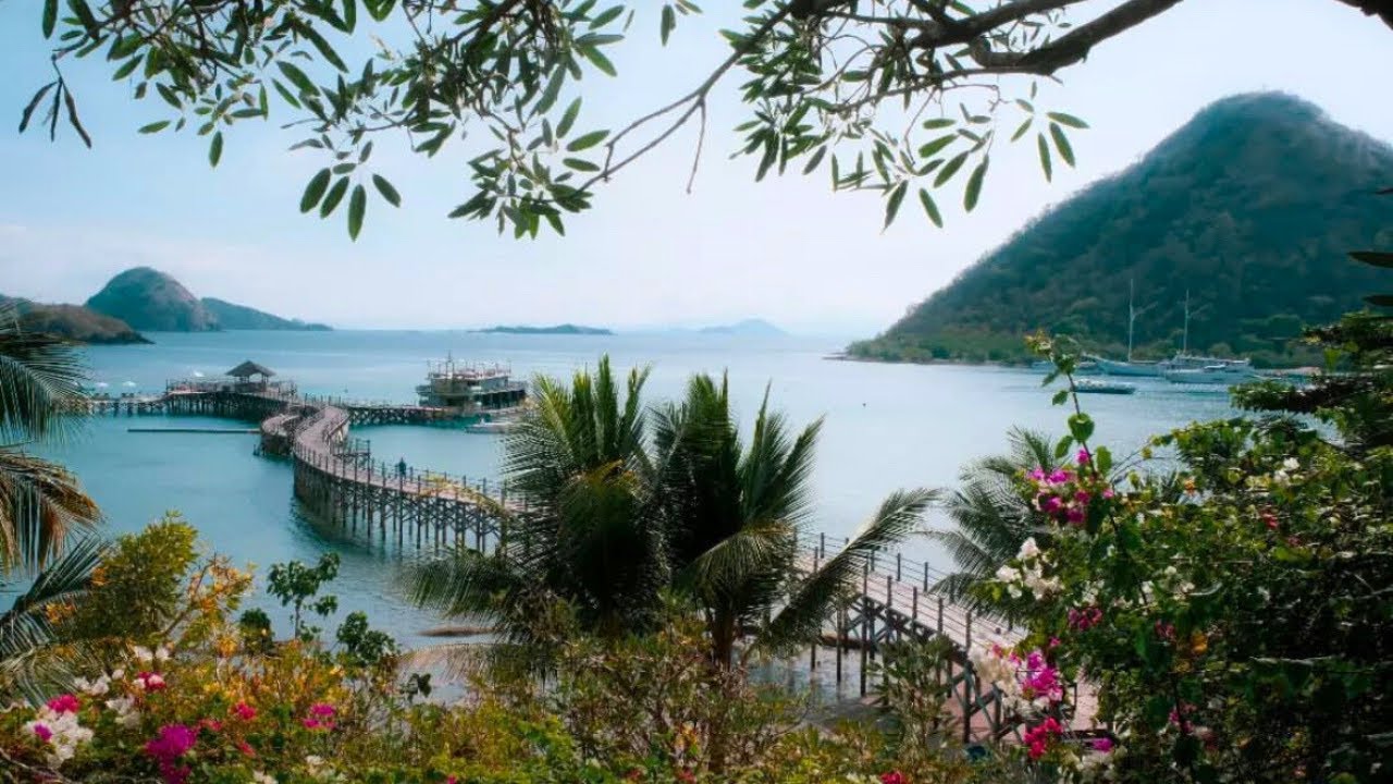 Explore Labuan Bajo with AYANA Komodo Resort