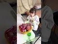 Bị Bố Bắt Quả Tang Giấu Sô Cô La Khắp Nhà Và Cái Kết 🤣