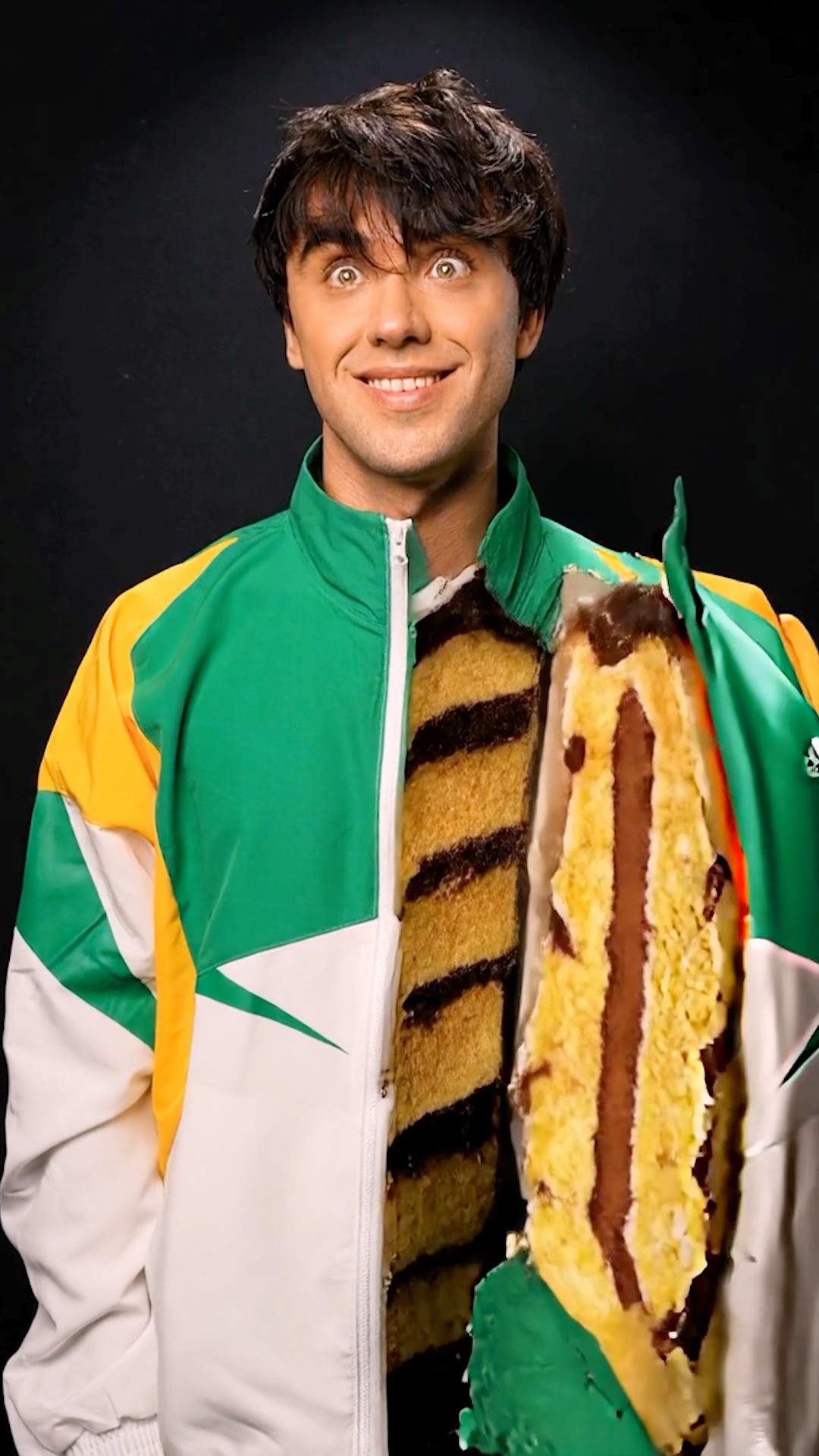 Am I Real or Cake !?