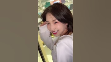 CÔ GÁI CÓ NỤ CƯỜI TỎA NẮNG NHẤT DOUYIN #7 | 1996 RECALL