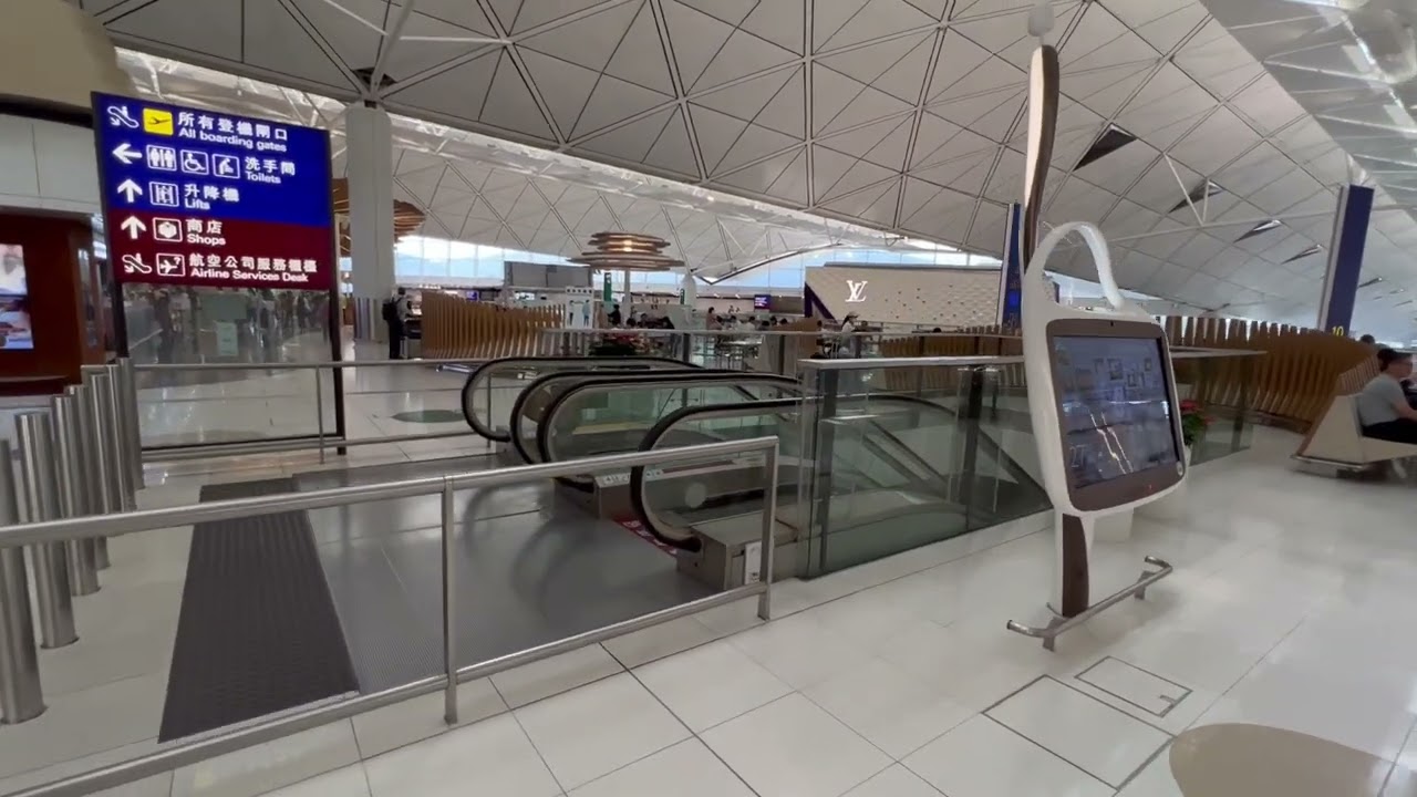 Louis Vuitton at Hong Kong Airport, a wonder set to be unveiled