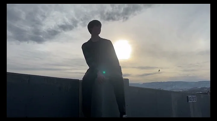 (Official Video) "The Art of Holding a Voice" - Cr...