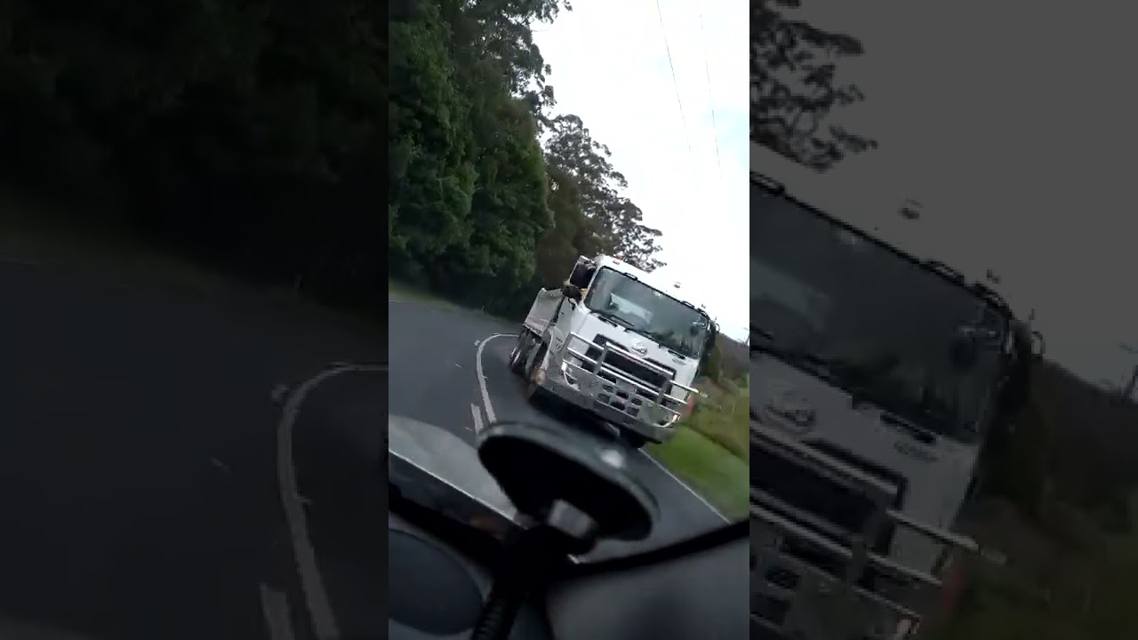 Random footage of the drive to Nambucca Heads today(1)