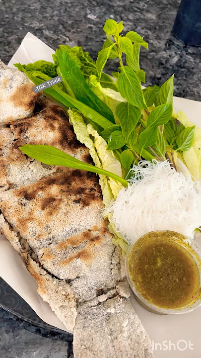 Fresh Grilled Fish Found Along The Street -TGK/00S194