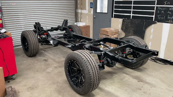 Roadster Shop Chevy K5 Blazer RS4 chassis