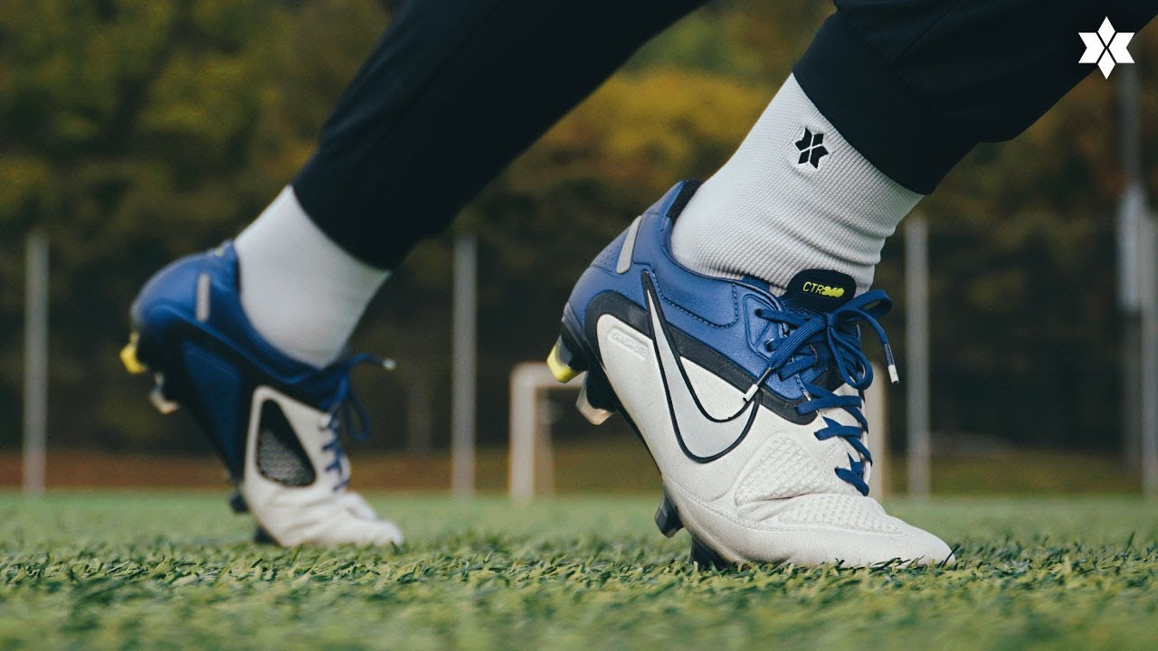 NIKE CTR360 MAESTRI 2 FG REVIEW - YouTube