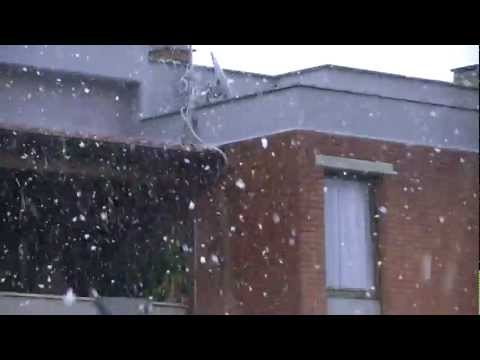 NEVE A ROMA
