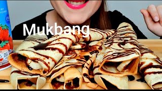 MUKBANG HOMEMADE NUTELLA PANCAKES ,SOFT EATING SOUNDS- BUSY BEE ASMR