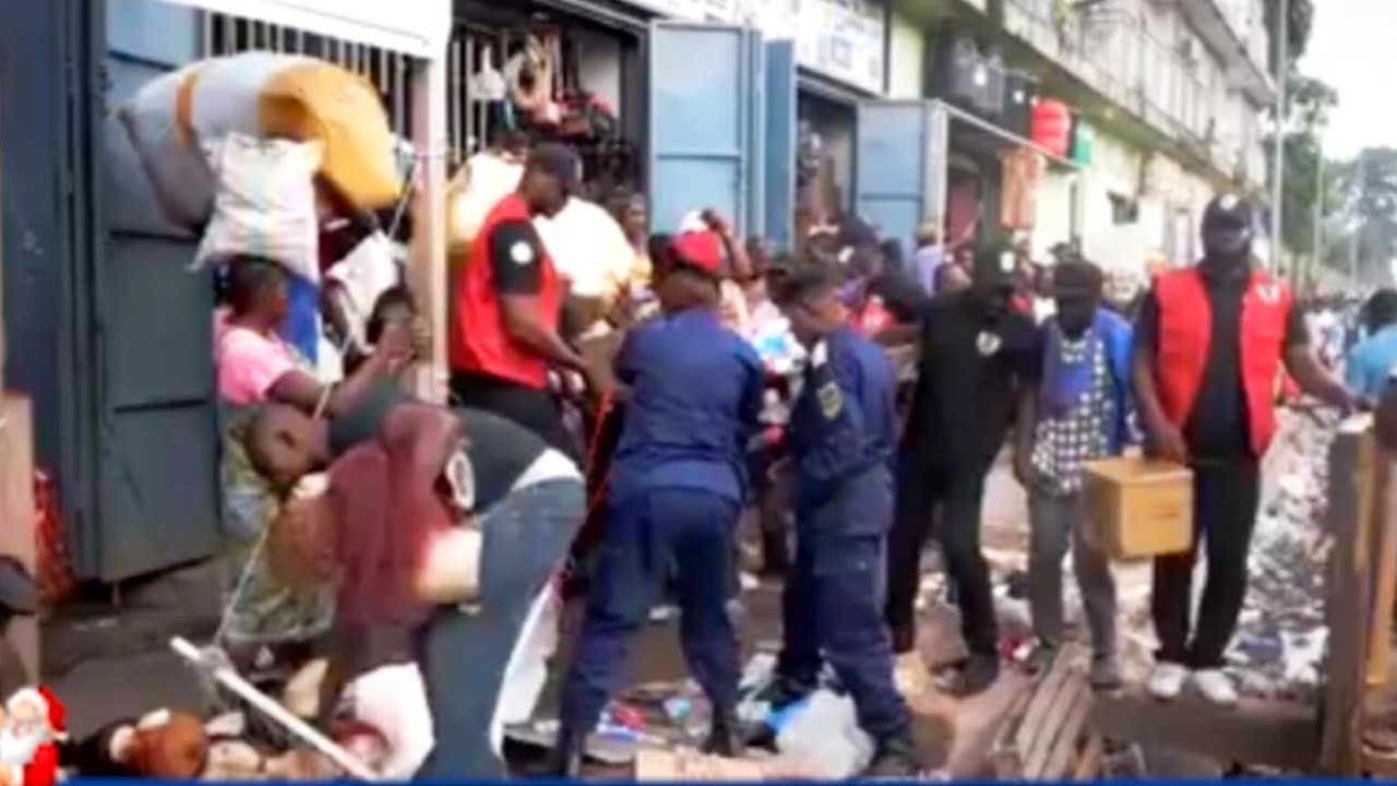 🚨APRÈS LA DÉMOLITION, LE MARCHÉ PIRATE REPOUSSE COMME DE L'HERBE