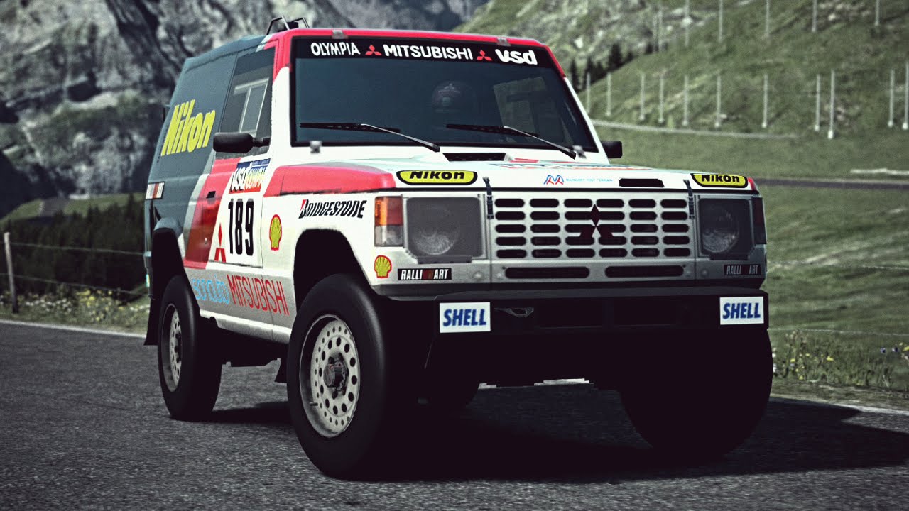 Mitsubishi pajero rally