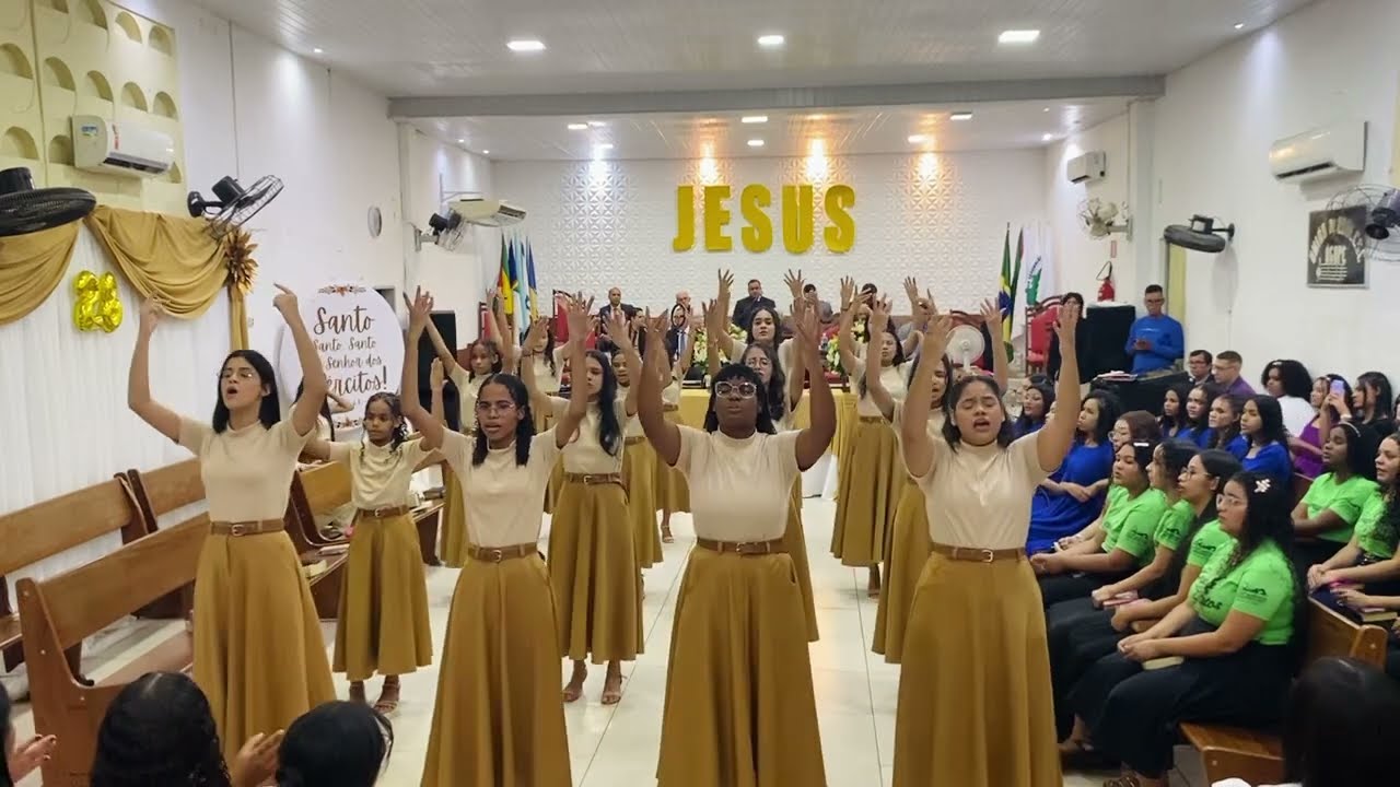 Grupo de Gestos Celebração e Louvor | Comandante Supremo - Rayanne Vanessa