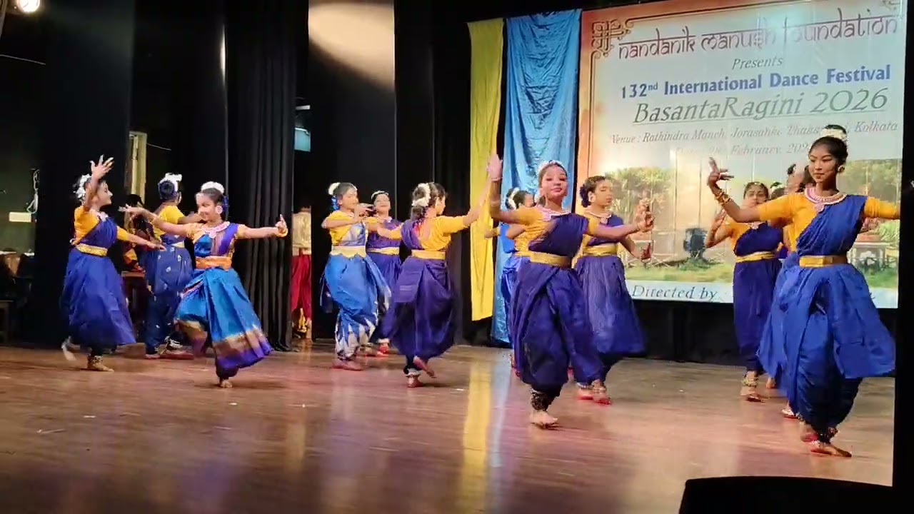 Dekhecho ki take ♥️♥️#youtubelongvedio #dance #foryou #viralvideo 