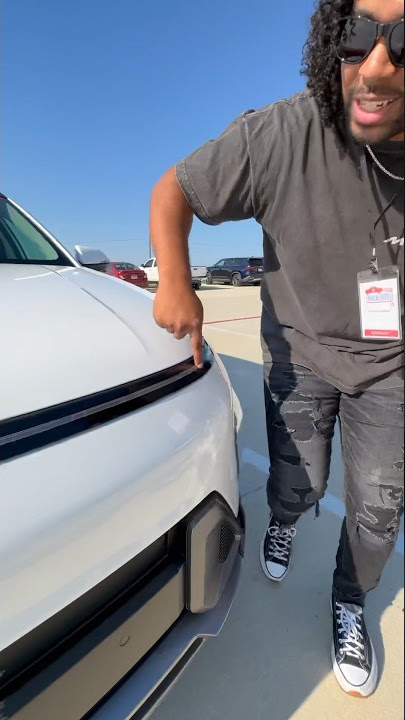The new Hyundai Kona is fully loaded for $35K & I’m not mad at it. 🤔🤷🏽‍♂️