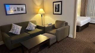 Comfort Inn & Suites - Surrey BC - 1 King Room - Review