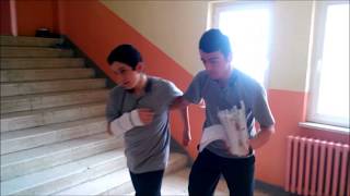 Yardimseverli̇k Konulu Kisa Fi̇lm Azdavay İhl