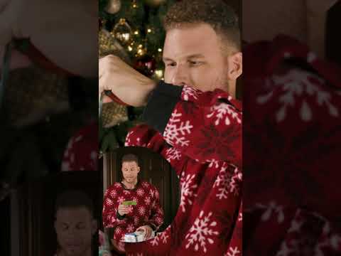 Blake Griffin tested Pre-Tangled Lights, the perfect gift for an annoying family member | #Shorts