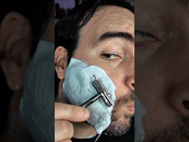 ASMR Shaving Sounds 🎧 You’ve NEVER Heard This Razor 💆🏻‍♂️ Lo Stregone della Barba #shorts #asmr