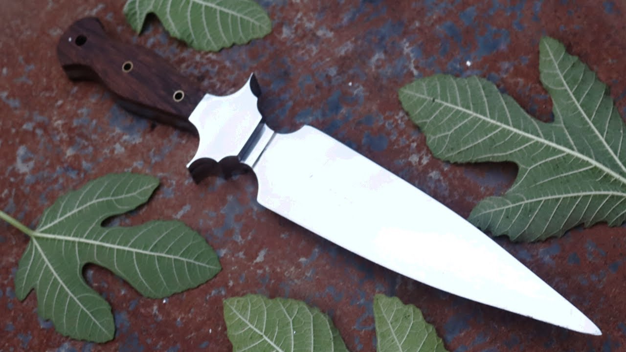 Making a dagger Razor-Sharp Masterpiece: From Fire to Elegance - YouTube