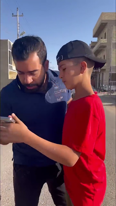 تسليم كتب المدرسة
