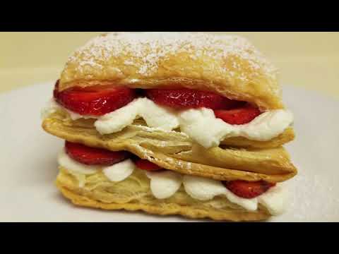 Видео: Strawberry Napoleon бялууг хэрхэн яаж хийх вэ
