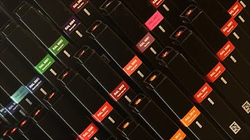 TwinMarkers Loop (Cinema 4D Redshift Animation)