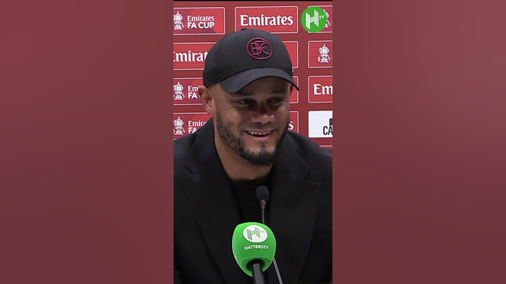 Kompany AMUSED by an almost EMPTY press conference room at Spurs!🤣