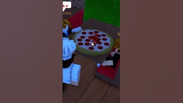 Roblox Pizza Experience..😋🍕 (comment what I do next)#shorts