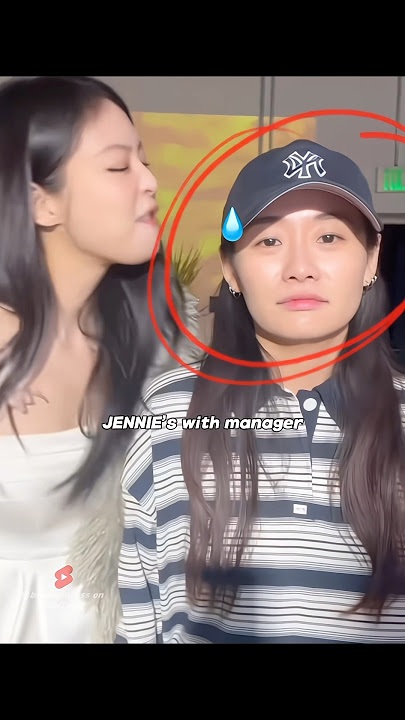 JENLISA’s manager be like: 🤡😅 #blackpink #jennie #lisa