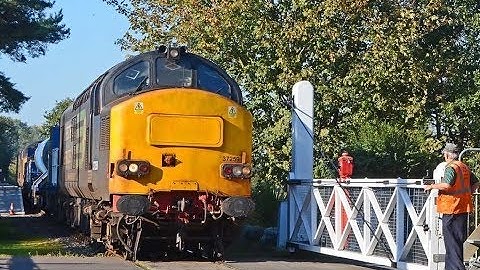 DRS 37259 & 37602 - RHTT on the Mid-Norfolk Railway 10/10/2018