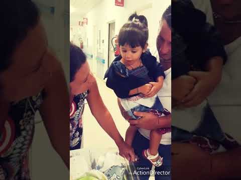 Soraya conosce il fratellino Ismaele...❤ upload image