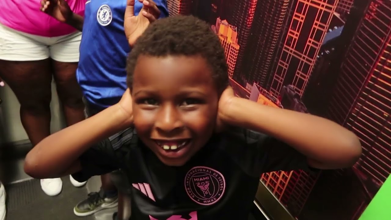 A Visit to the 360 Tilt in Chicago 2025