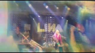 GLITZER VON LINA