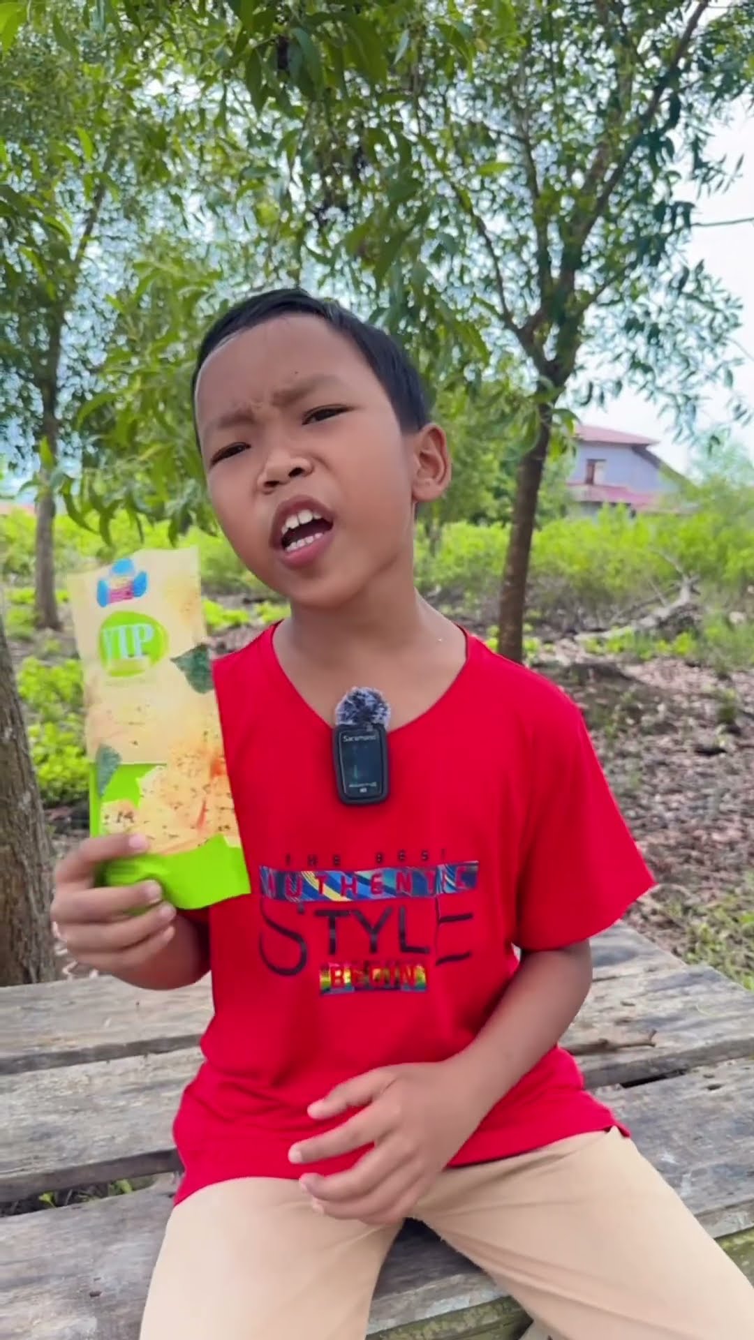 Solusi snack dimakan semut ??
