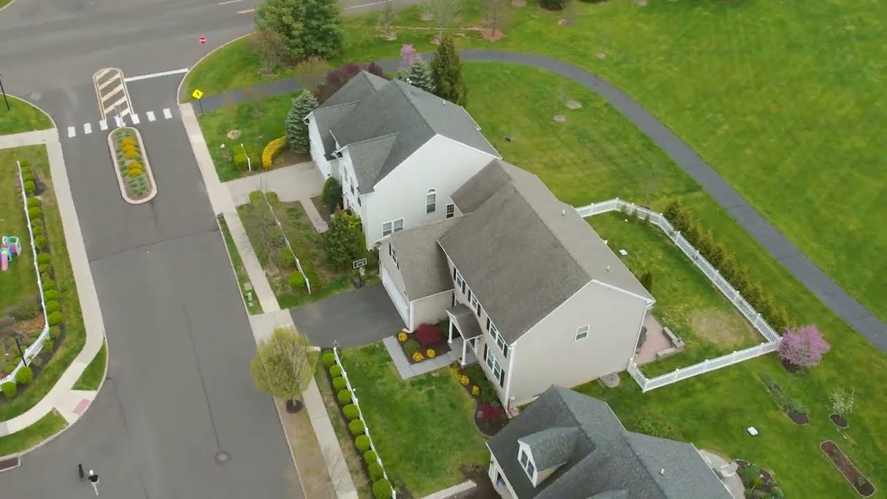 Real Estate Video Tour:402 Saddlery Dr, Perkasie, PA 19844