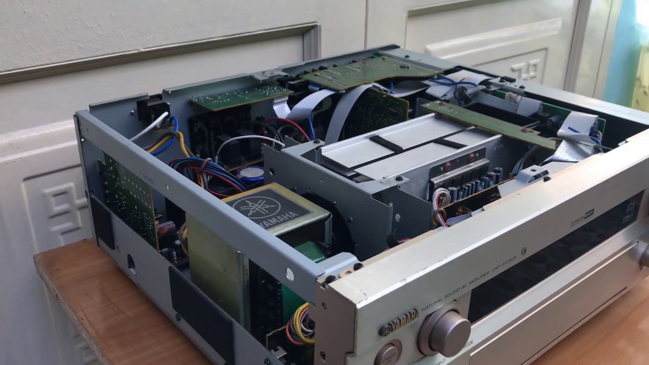 Amply Yamaha dsp AX1300 - YouTube