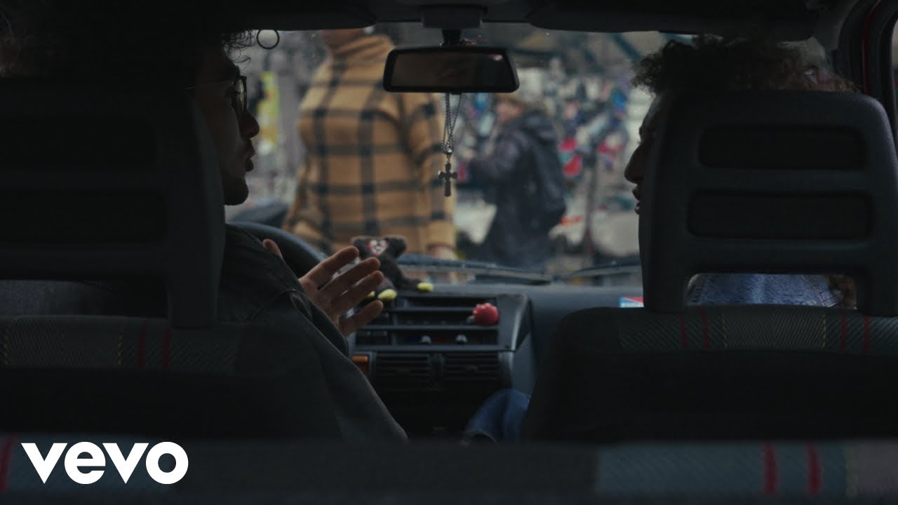 Watch Rocco Hunt - SULO (TONIGHT) (Visual Video) on YouTube Watch Rocco Hunt - SULO (TONIGHT) (Visual Video) on YouTube