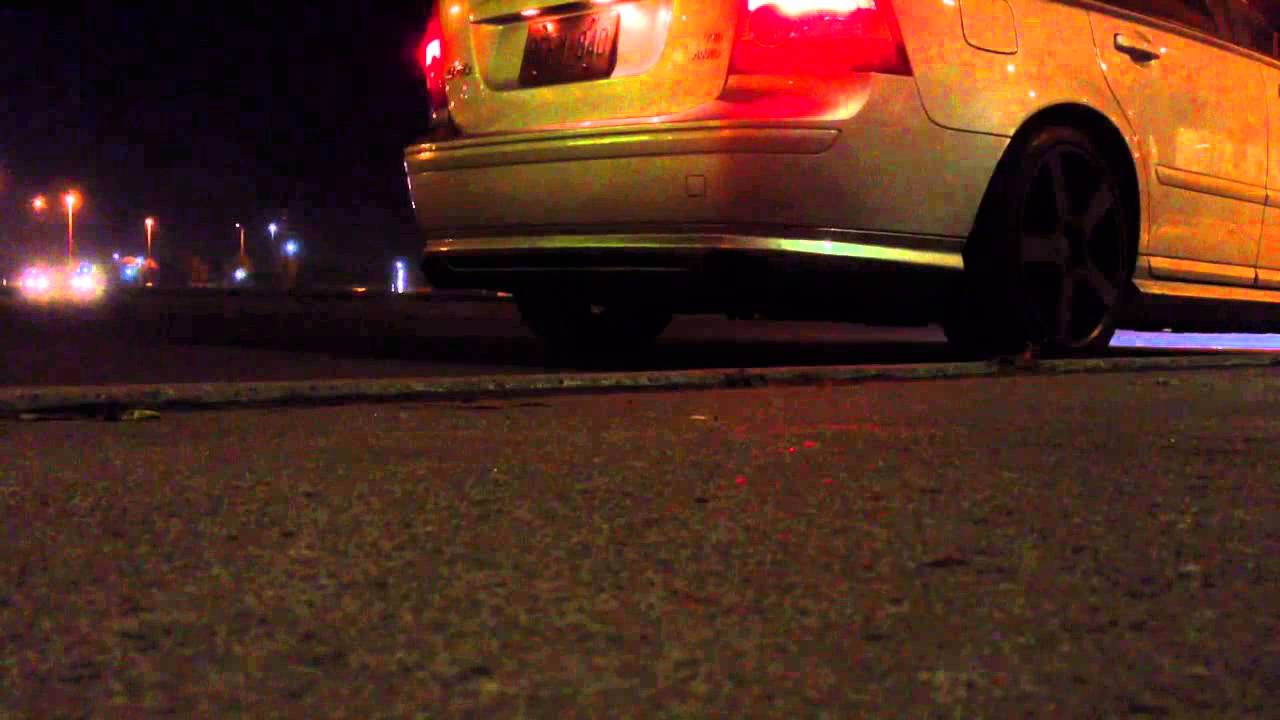 Volvo S40 T5 AWD Exhaust Backfire