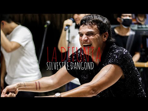 Silvestre Dangond, Rubén Darío Lanao – La Difunta (En Vivo) l Video Oficial