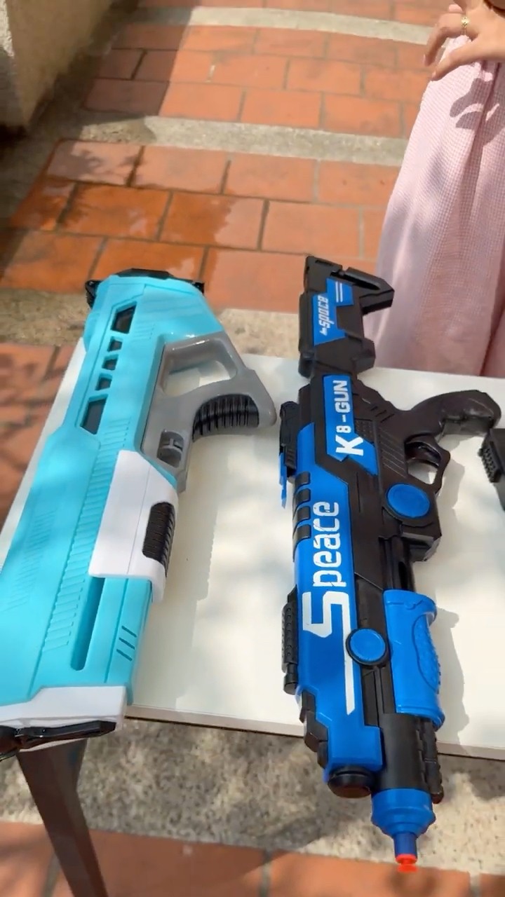Su Hao comedy: try all nerf guns ?