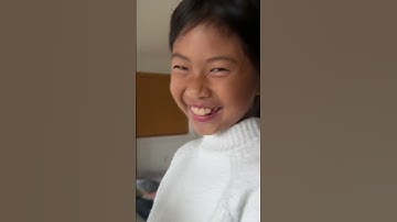 MY SISTER’S IPAD WALLPAPER… 😳😖💀 #shorts