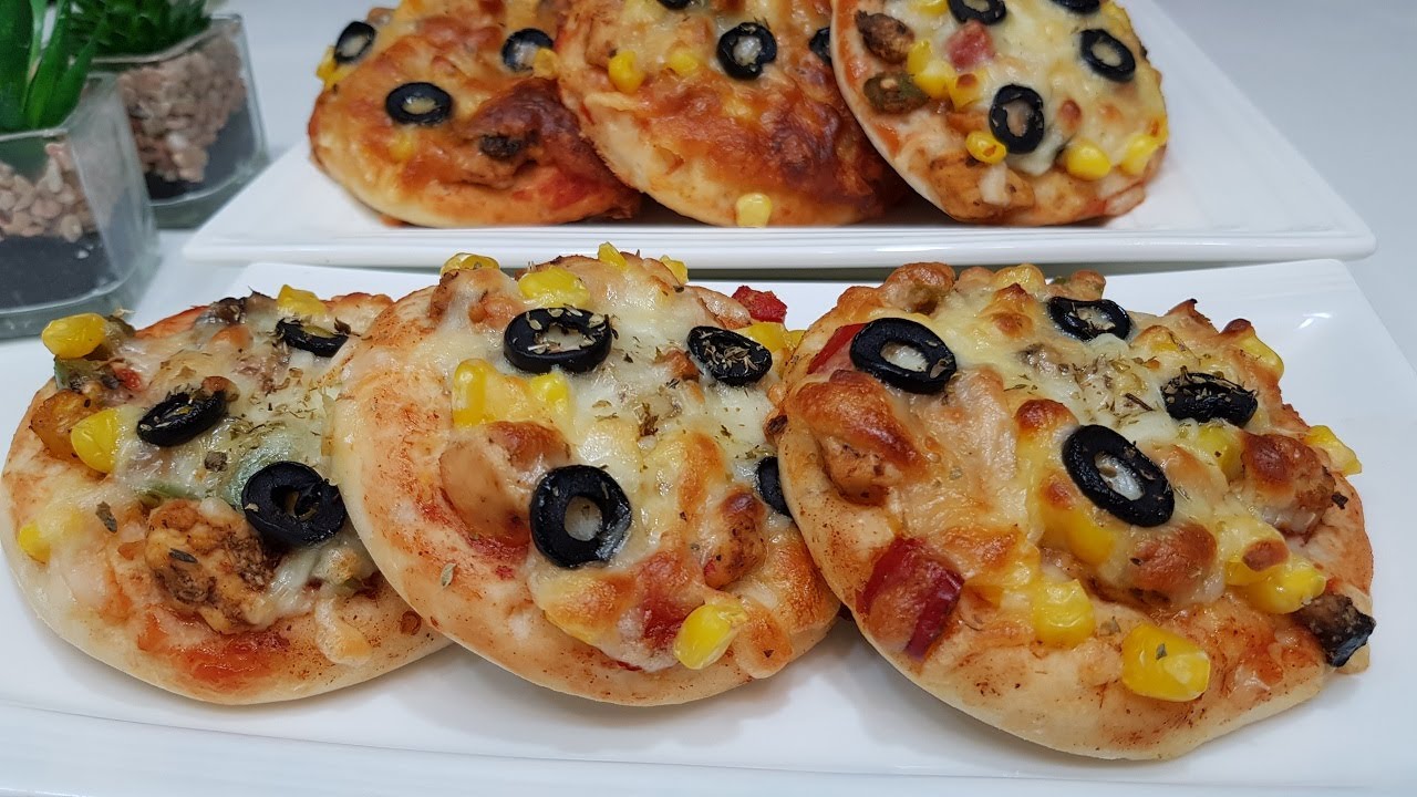 Homemade Mini Pizza Recipe | Healthy Pizza Dough | MINI PIZZA FOR KIDS I QUICK AND EASY PIZZA