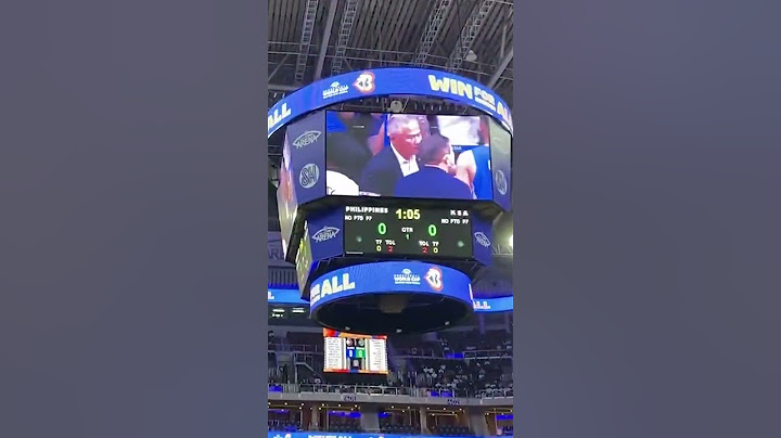 Crowd boos coach Chot Reyes