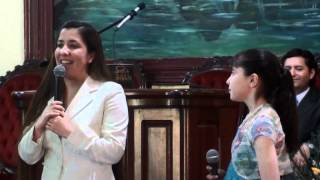 Video thumbnail of "Gladys Muñoz y Javiera Valdivia 8vo  Aniversario Acción Medios Rayo Fugaz"