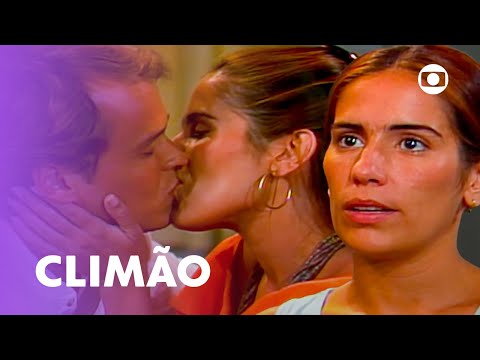 Awkward! Ruth arrives home and finds Marcos with Raquel! | Mulheres de Areia | TV Globo