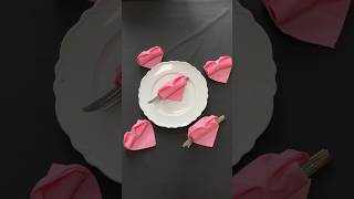 Heart Napkin Folding #napkinfolding #napkinart #napkin #tablesetting #tablesettingideas