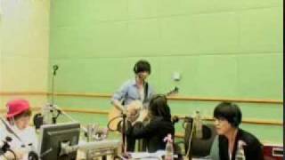 Video thumbnail of "[090616] Mate Performing  Super Junior's Marry U (Acoustic) on Sukira"