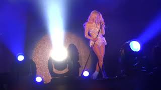 Ke$ha - Animals(Live At Storm Music Festival 2014)