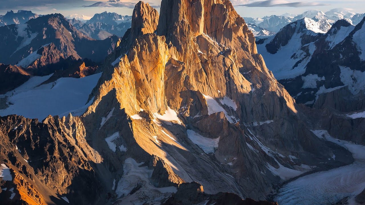 Guarda Faraon - The Mountains ( EXCLUSIVE MIX ) su YouTube Guarda Faraon - The Mountains ( EXCLUSIVE MIX ) su YouTube
