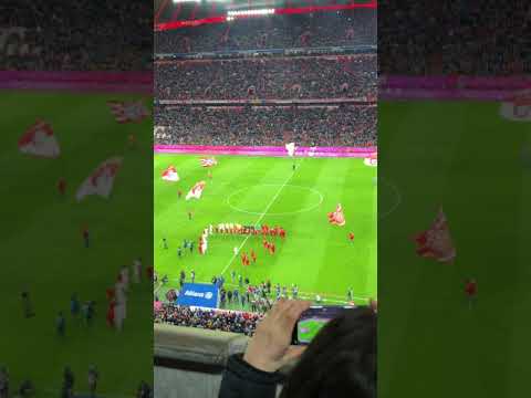 バイエルンミュンヘン ライプツィヒ 19 ブンデスリーガ アリアンツアレーナ 入場シーン Fc Bayern Munich Vs Leipzig In Allianz Arena Youtube