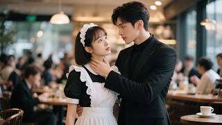 видео: Миллиардер, 30 лет одинок, влюбляется в горничную с первого взгляда картинка: Миллиардер, 30 лет одинок, влюбляется в горничную с первого взгляда